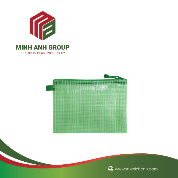 Traveling Light: The Role of Mesh Zipper Bags