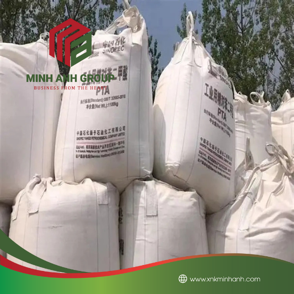 Why You Need a Bigger Bag for Your Everyday Essentials Why You Need a Bigger Bag for Your Everyday Essentials